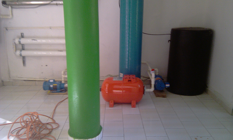 Osapo-Haiti-water-well_purification-pipes